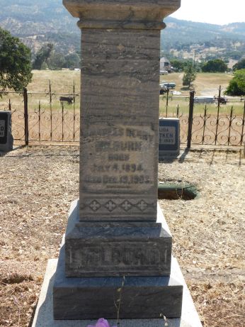 [Picture of Charles Henry Milburn grave]